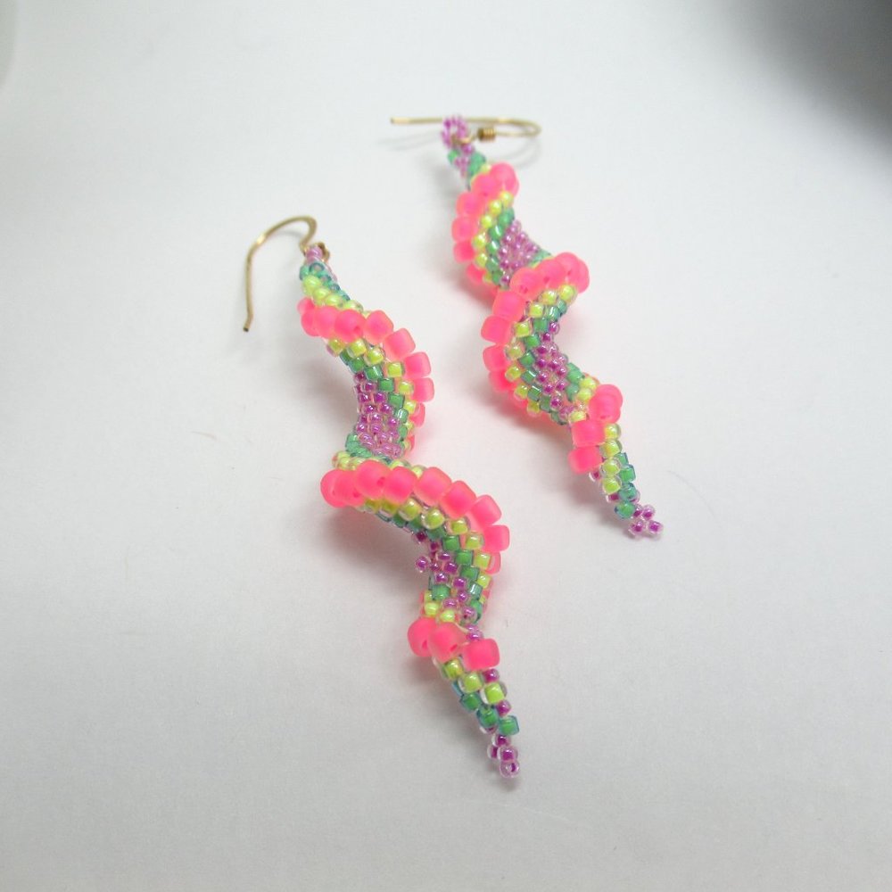 Hand Stitched Spiral earrings - Picture 8 of 10